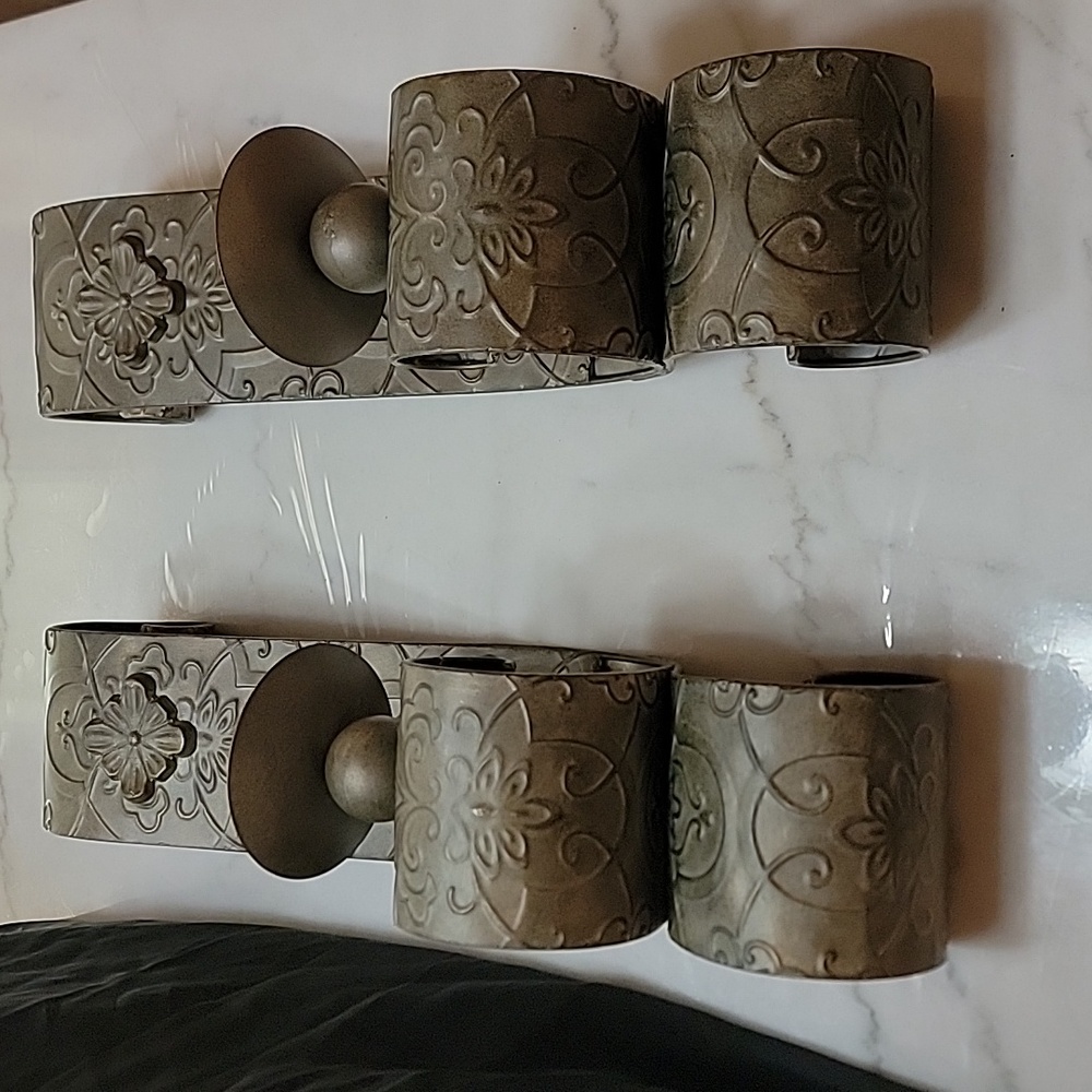 Wall Hanging Pair of S2 Heirloom Candle Holder Sconces